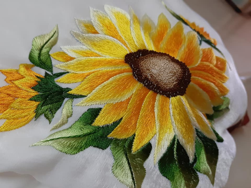 Tranh thêu hoa hướng dương