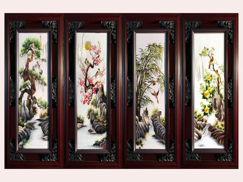 Lưu ý gì khi treo tranh ở phòng khách