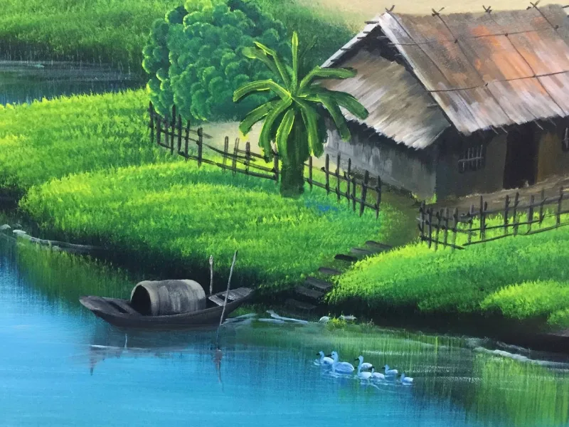 Ngôi nhà tranh lợp lá, ruộng mạ xanh và hàng rào tre ven bờ kênh