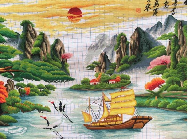 Tranh thêu tay "Thuận Buồm Xuôi Gió" với phong cảnh hùng vĩ và màu sắc tươi sáng