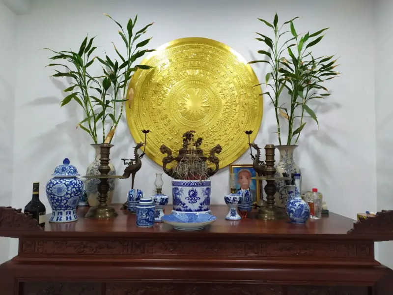 Tranh trống đồng treo phòng thờ tôn nghiêm thể hiện lòng tri ân nguồn cội