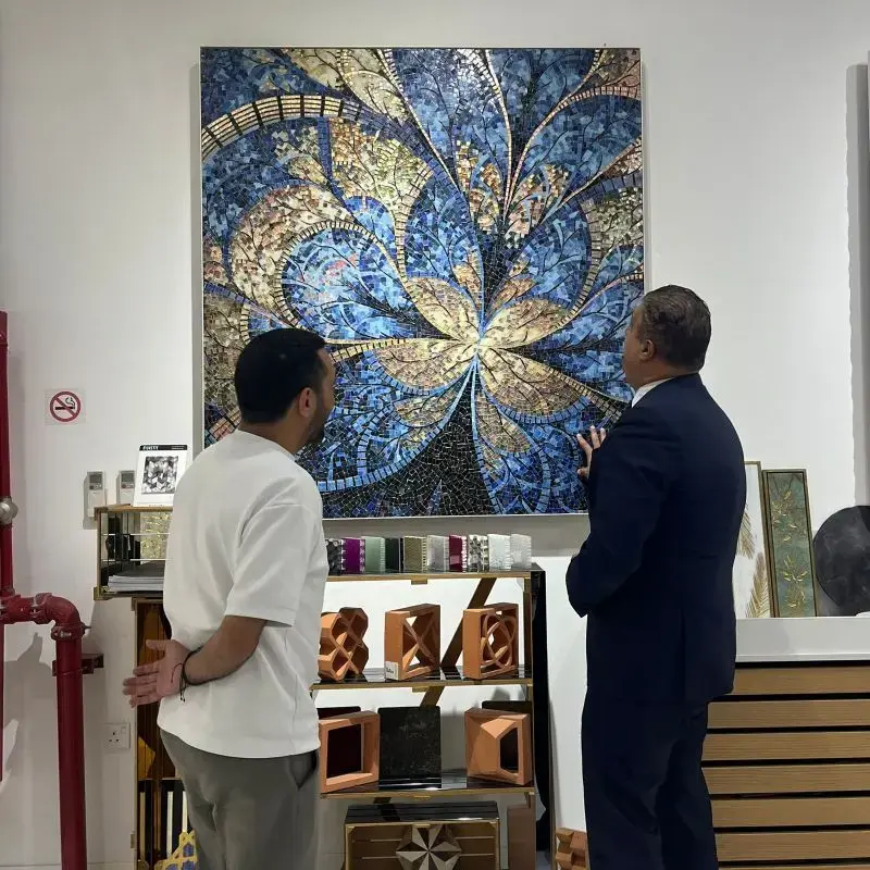 Tranh mosaic bền màu lý tưởng cho mặt tiền và không gian ngoài trời
