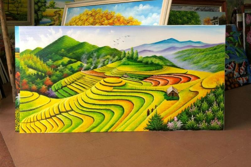 Tranh ruộng bậc thang có sự hài hòa về màu sắc đường cong mềm mại của các bậc thang
