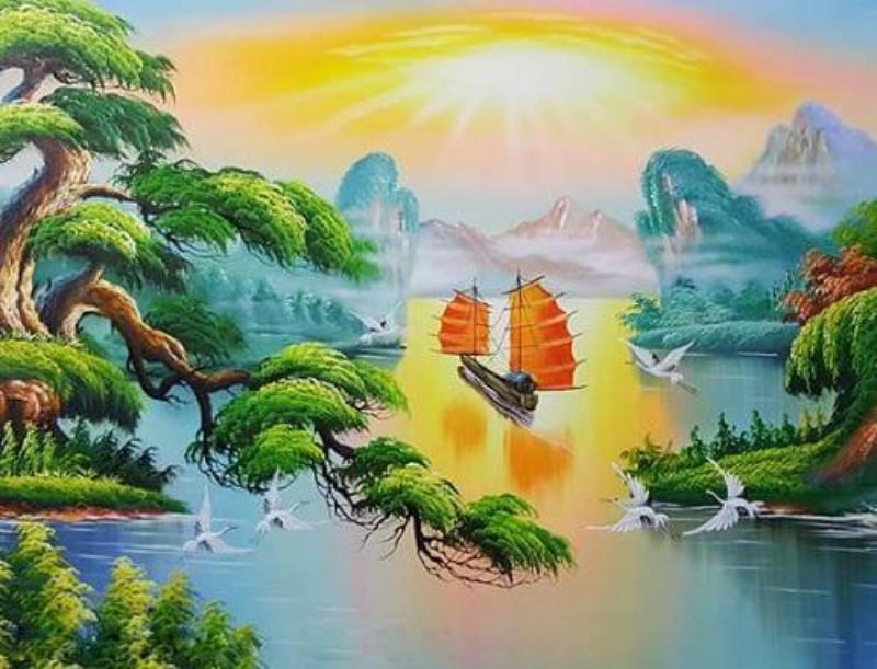 Tranh "Sơn Thủy Hữu Tình" tượng trưng cho sự thịnh vượng, bình an, may mắn, đồng thời hỗ trợ phát triển công danh sự nghiệp và giữ gìn gia đình luôn hòa thuận, êm ấm.