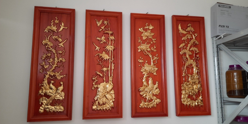 Tranh tứ quý dát vàng