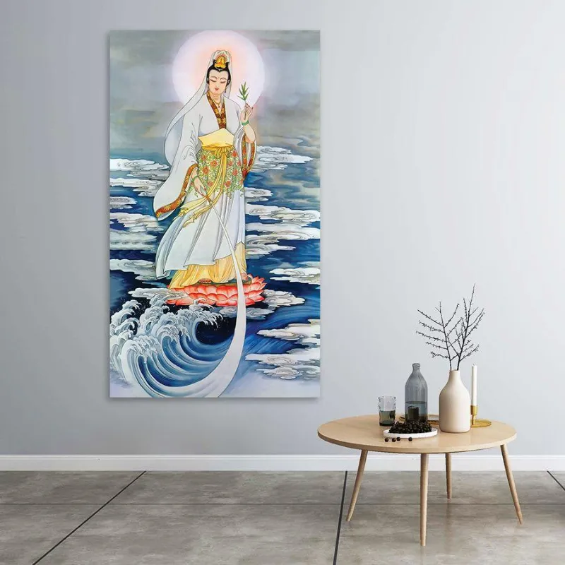Tranh Nam Hải thệ nguyện Quan Âm, một trong những mẫu tranh được nhiều gia đình lựa chọn treo trong không gian thờ tự