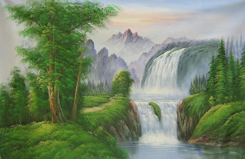 Bức tranh phong cảnh với thác nước giữa núi non và cây cối xanh tươi, mang đến cảm giác yên bình và thịnh vượng