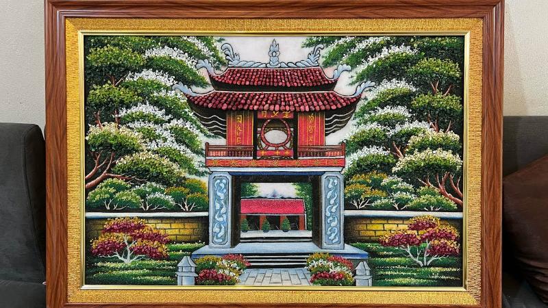 Bức tranh Khuê Văn Các bằng đá quý tạo hiệu ứng sống động 