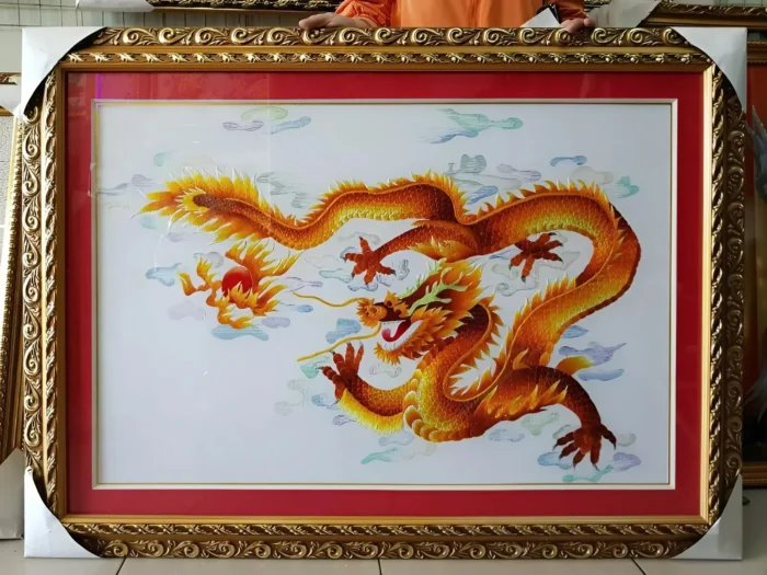 Tranh thêu phong thủy tuổi Thìn
