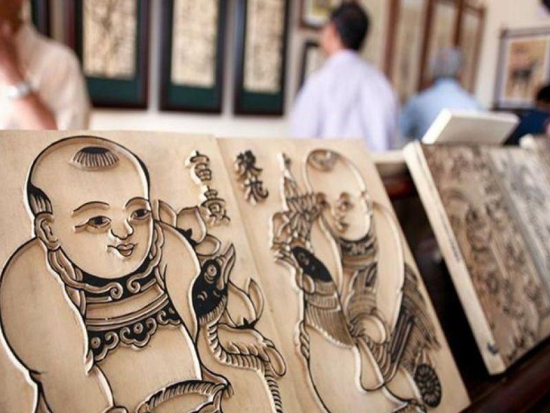 Giai đoạn suy thoái ván in gỗ bị hư hỏng, bột màu khan hiếm