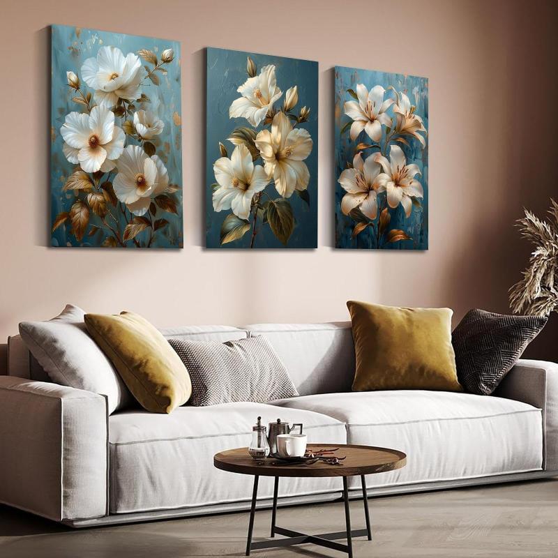 Sự kết hợp hoàn hảo giữa nét cổ điển của hoa và màu sắc hiện đại, tạo nên một không gian tinh tế và lãng mạn