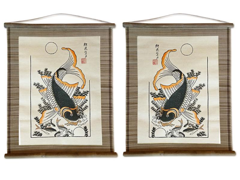 Tranh đôi cuộn 1 con cá chép phong cách tối giản mang ý nghĩa của sự kiên trì, may mắn và thăng tiến trong văn hóa Á Đông