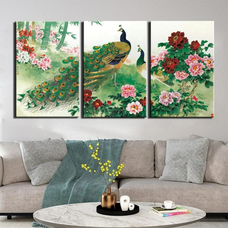 Tranh Chim Công thu hút may mắn