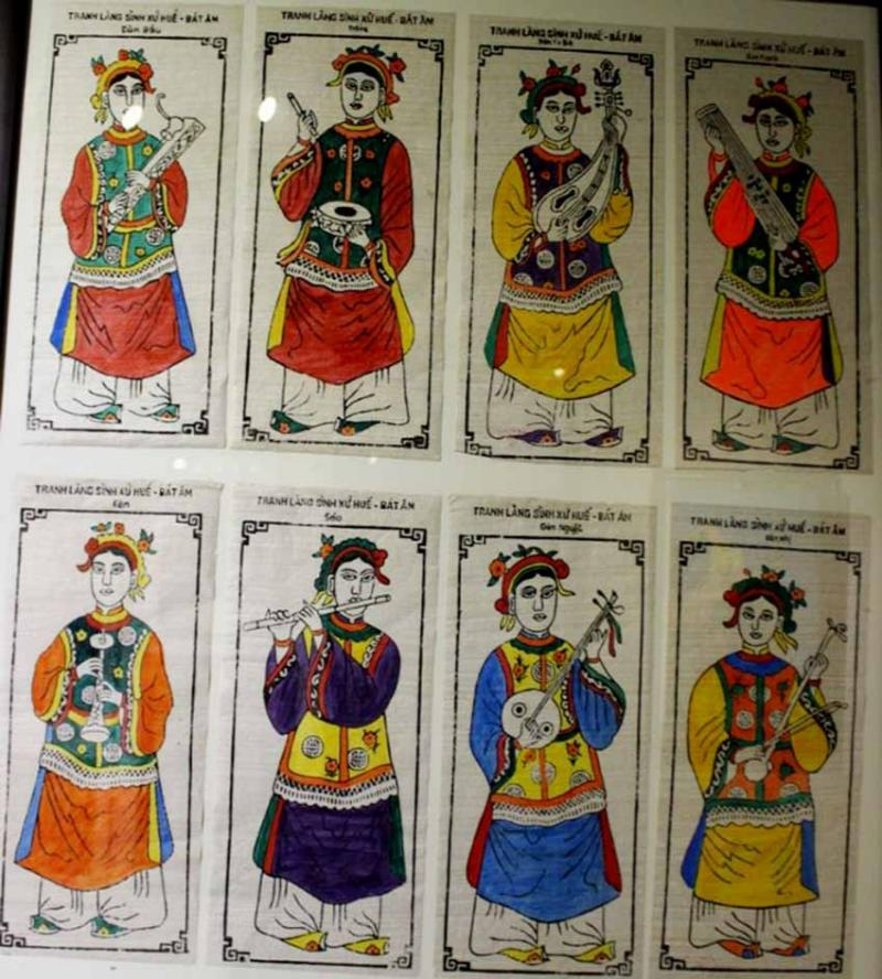 Tranh Bát Âm: Tám bức tranh tượng trưng cho dàn nhạc cung đình, trang phục rực rỡ và tinh xảo

