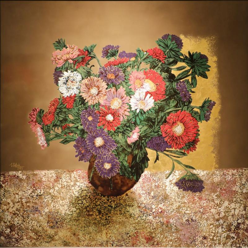 Tranh hoa cúc sơn mài ẩn chứa thông điệp sâu sắc về sự cân bằng, thanh khiết và hạnh phúc viên mãn