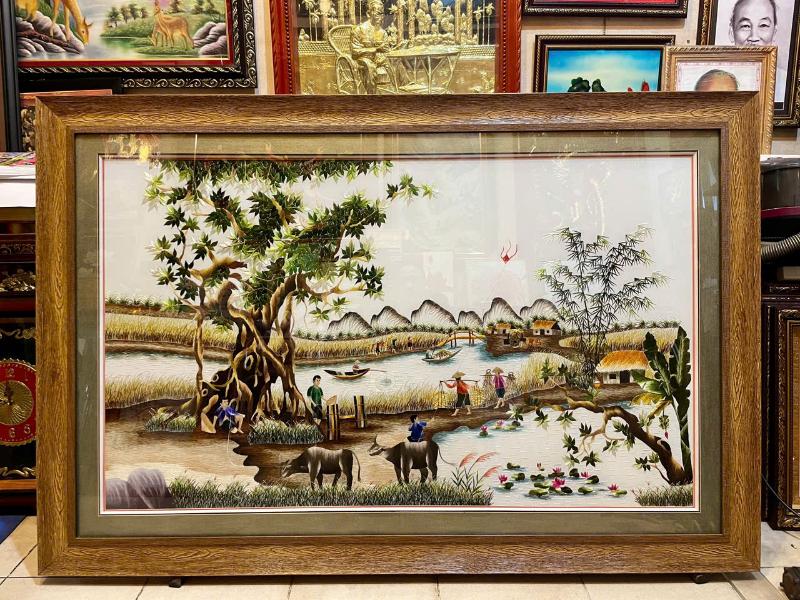 Tranh thêu tay đồng quê cây đa