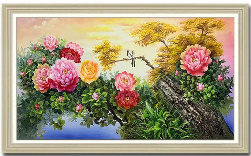 Biểu trưng của giàu sang, quyền lực và vẻ đẹp tinh tế, phù hợp với không gian lãnh đạo