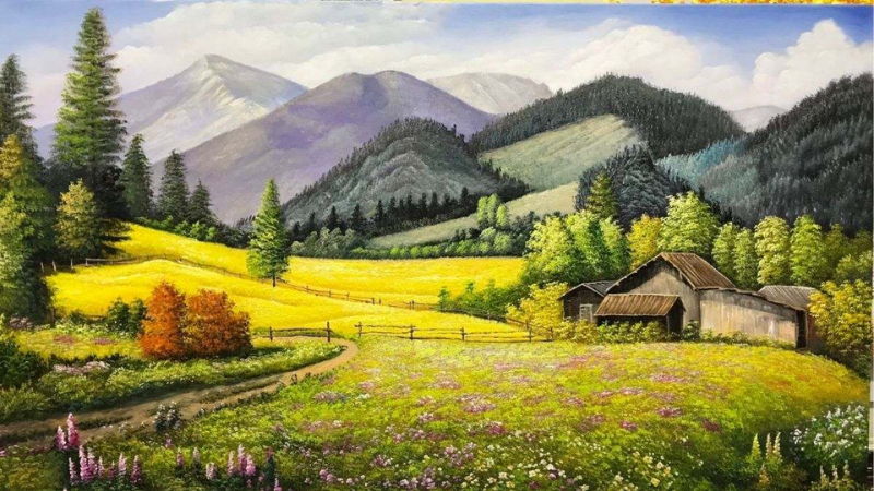 Tranh phong cảnh thiên nhiên vùng núi châu Âu với đồng cỏ vàng rực, những ngôi nhà gỗ nhỏ bên triền núi và rừng thông xanh bạt ngàn. Tác phẩm mang cảm giác thanh bình, trong lành và gần gũi với thiên nhiên.