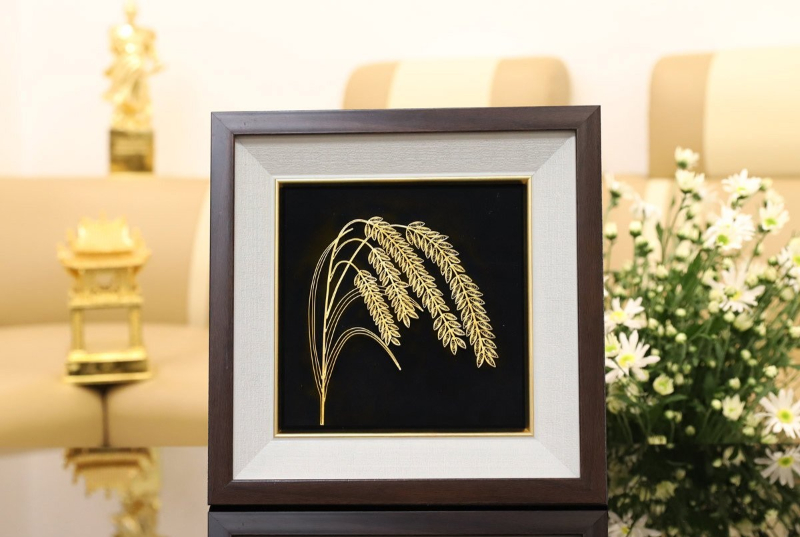 47+ Tranh mạ vàng, dát vàng cao cấp, hợp phong thủy 2026 6 Tranh mạ vàng được chế tác như thế nào?