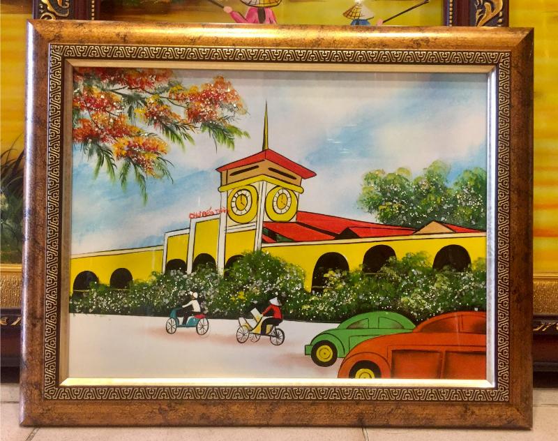 Tranh vẽ Chợ Bến Thành – Tuyển chọn mẫu đẹp nhất 2025 14 Tranh màu sắc nổi bật, thường dùng để trang trí không gian hiện đại hoặc làm quà tặng lưu niệm