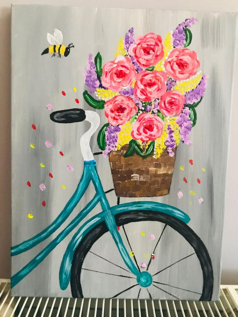 Tranh xe đạp – Vẻ đẹp hoài niệm và mộc mạc trong nghệ thuật 11 Chiếc xe đạp chở hoa tươi tắn, mang đến cảm hứng và năng lượng sáng tạo cho không gian
