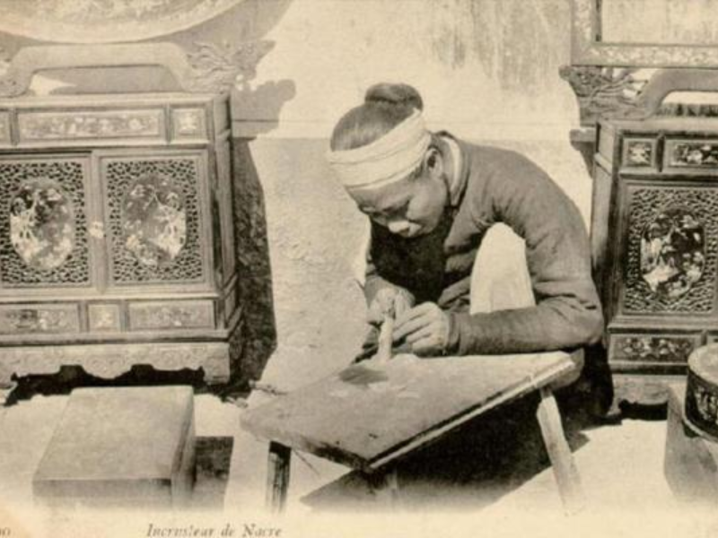 Nguồn gốc của tranh sơn mài cẩn trứng