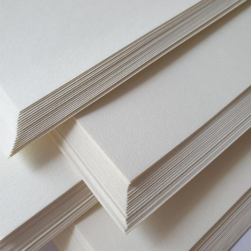 Các loại giấy vẽ và cách chọn đúng cho từng kỹ thuật vẽ 3 Tiêu chí nhận biết chất lượng giấy vẽ