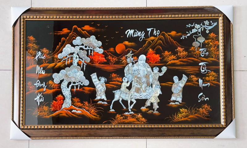 Tranh sơn mài mừng thọ – Quà tặng ý nghĩa theo thời gian 4 Tranh sơn mài mừng thọ trong không gian gia đình
