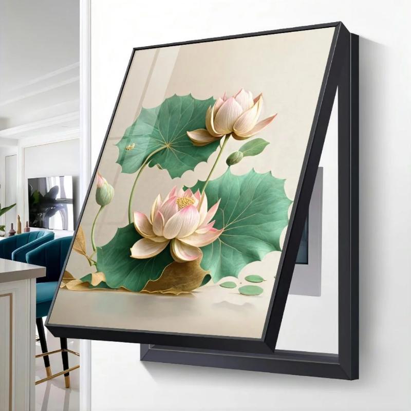 Tranh che ổ điện - Giải pháp đẹp, an toàn cho không gian 4 Tranh sen hồng dịu dàng, kết hợp hài hòa giữa công năng che chắn và tính thẩm mỹ cao.