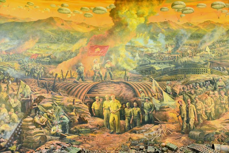 Hướng dẫn vẽ tranh chiến thắng Điện Biên Phủ đơn giản, đẹp nhất 2 ve tranh chien thang dien bien phu 12