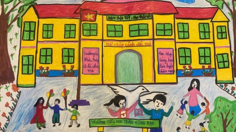 Khoảnh khắc vui vẻ, rèn luyện thể chất và chăm sóc cây xanh tại trường.