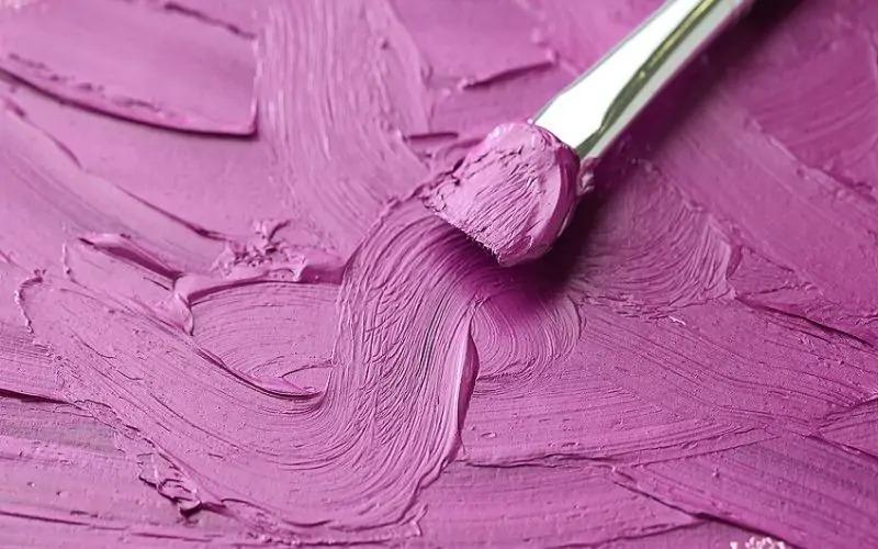 Màu tím acrylic có độ rực cao và độ bám tốt, lý tưởng cho việc vẽ chi tiết và tạo khối