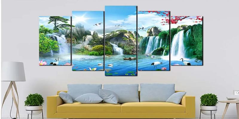 Cách chọn tranh treo tường cho người mệnh Thủy