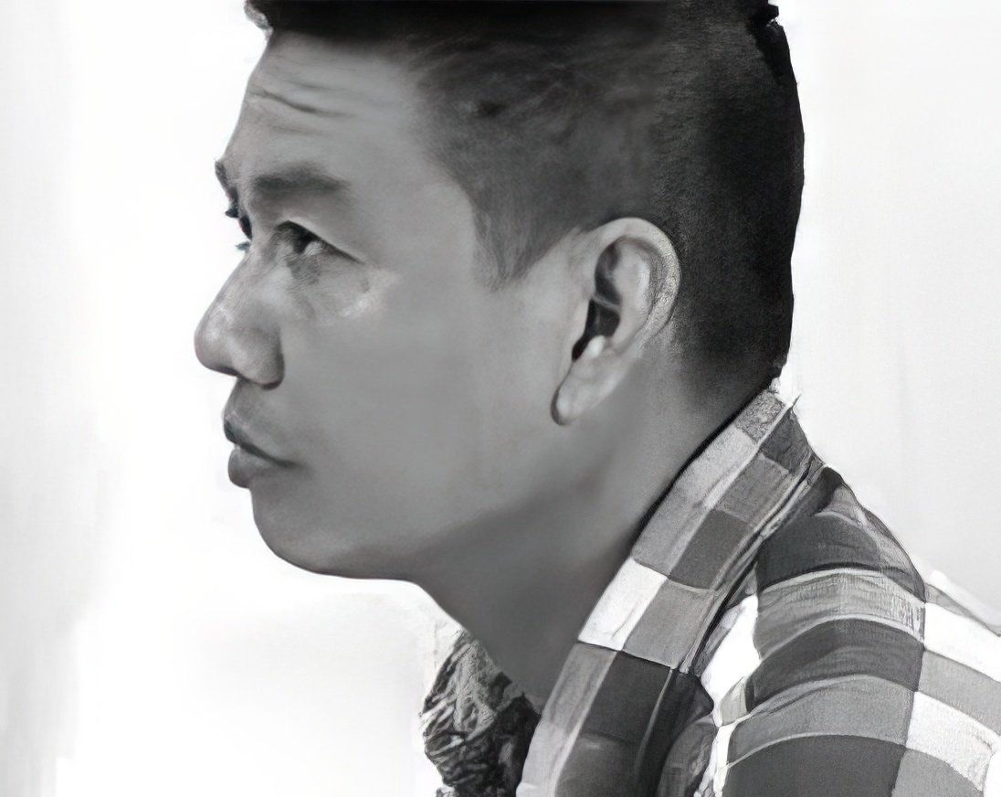 z7602920046382 f8ad4faaa2953345d9b4e4b3e252f732 topaz denoise enhance 4x faceai