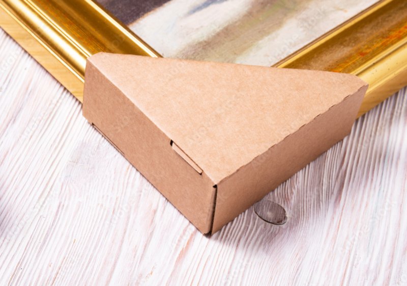 Cận cảnh khung composite tranh in canvas được bo xốp chống móp méo