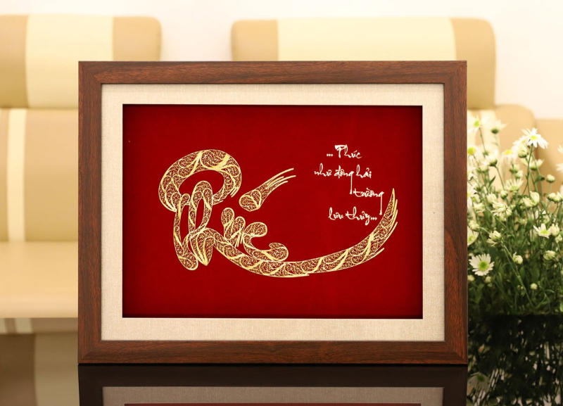 Tranh mạ vàng chứ Phúc mang lời chúc bình an, tài lộc dồi dào đến mọi gia đình