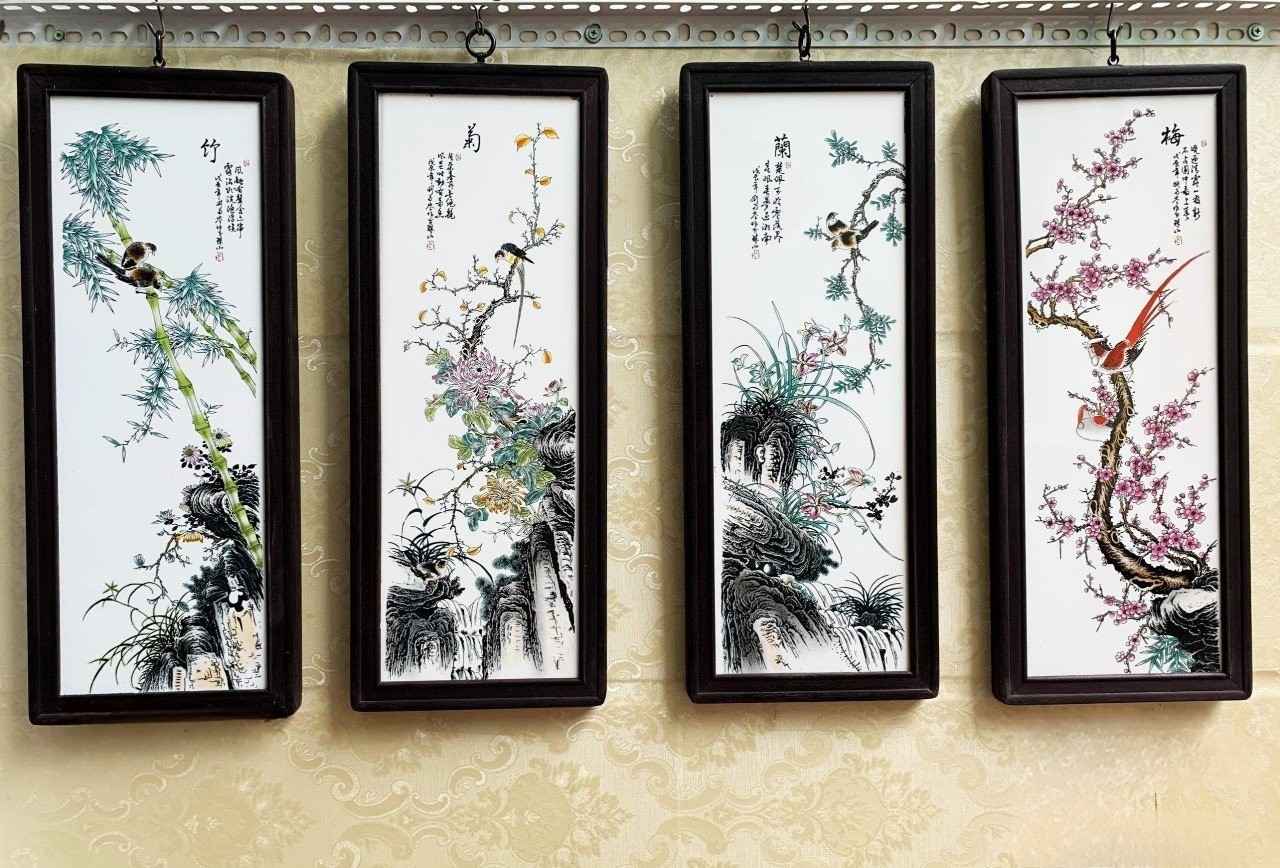 Bộ tranh Mai Lan Cúc Trúc gốm sứ Bát Tràng vẻ đẹp của hoa cỏ bốn mùa