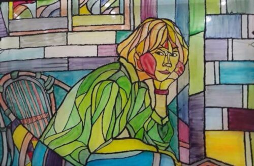 Tranh kính nghệ thuật hình thiếu nữ suy tư phong cách trừu tượng