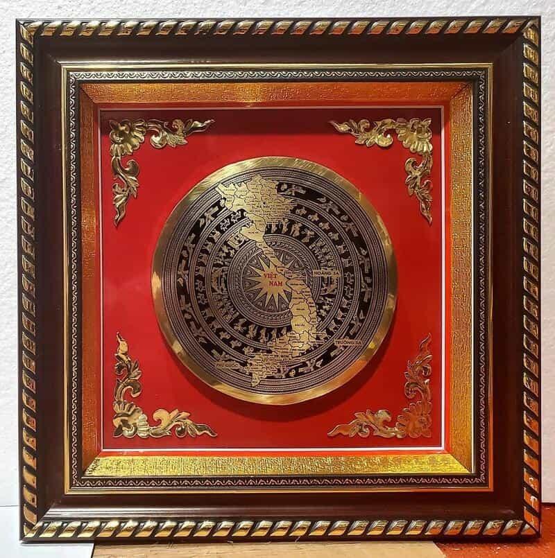 Tranh trống đồng dát vàng 24k đẳng cấp, quà tặng đối ngoại ý nghĩa và thượng lưu.
