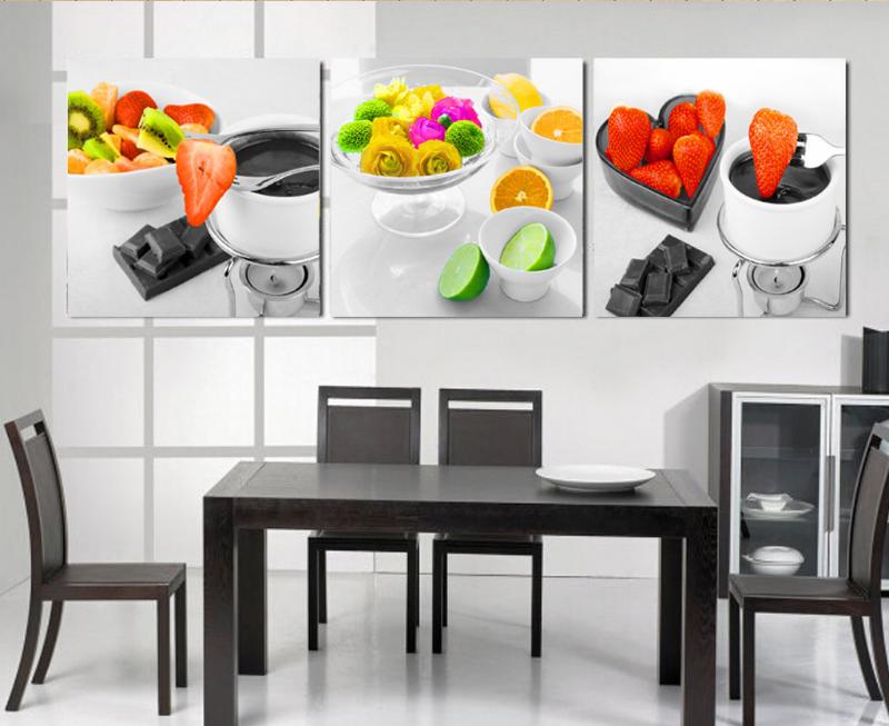 Tranh tường treo phòng ăn giúp kích thích vị giác